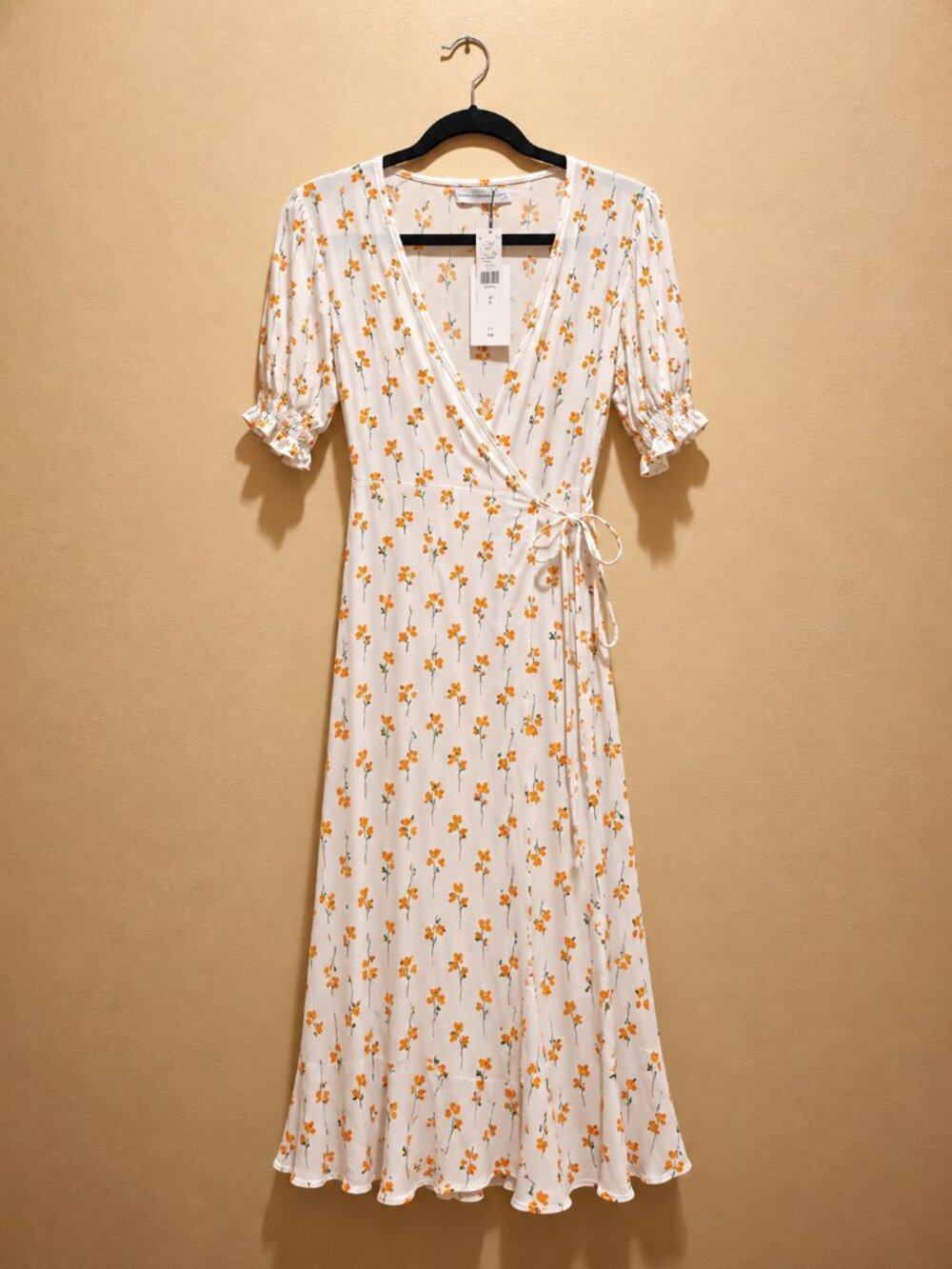 **Faithfull The Brand Floral Wrap Midi Dress Size M NWT**